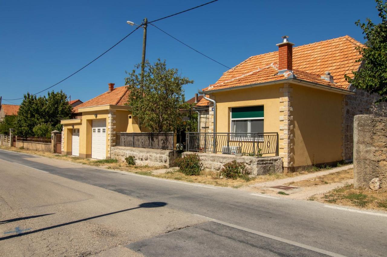Apartman Ivan Drniš المظهر الخارجي الصورة