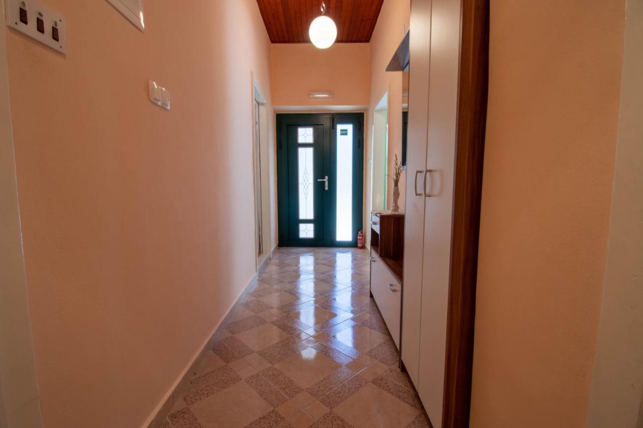 Apartman Ivan Drniš المظهر الخارجي الصورة